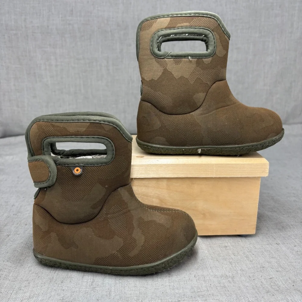 Bogs Baby Boots Camo Brown Olive Green Waterproof Winter Boots Toddler Size 8